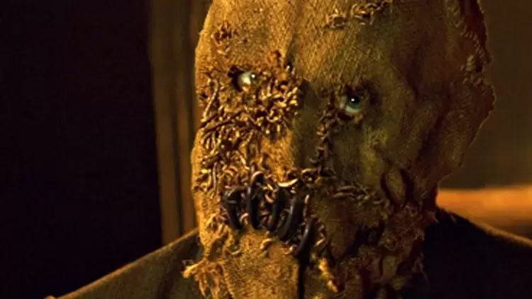 What device do The League Of Shadows plan to use to disperse The Scarecrow's fear gas over Gotham City?