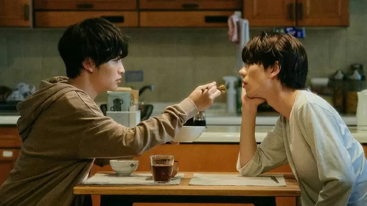 The people in the following pictures are the main characters of which TV series?