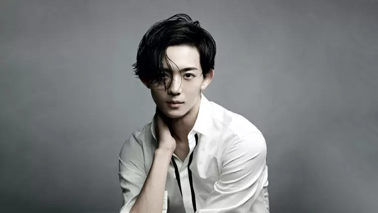 Which Asian country do you think the people in the following picture is from?