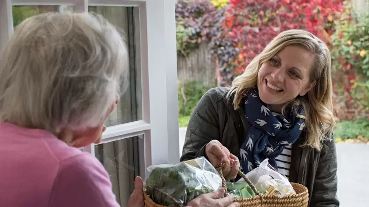 The Friendly Neighbor