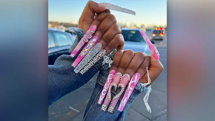 Get ready to make a statement with these Barbie-inspired manicures. 