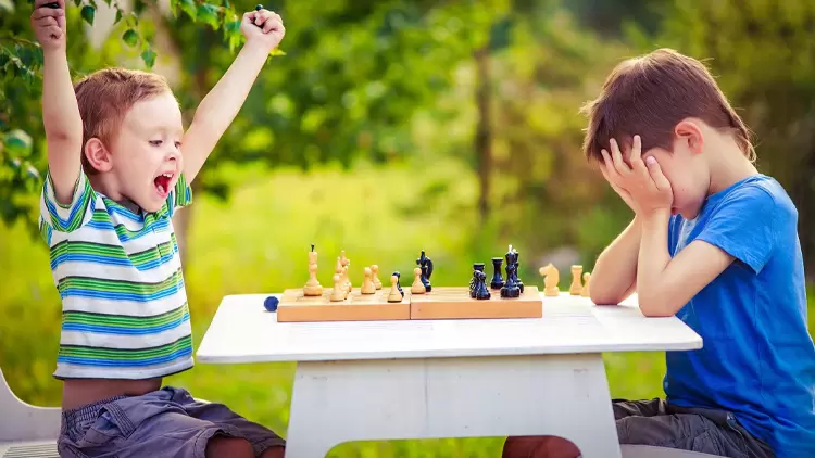 If you won a game, which of these three prizes would you choose?