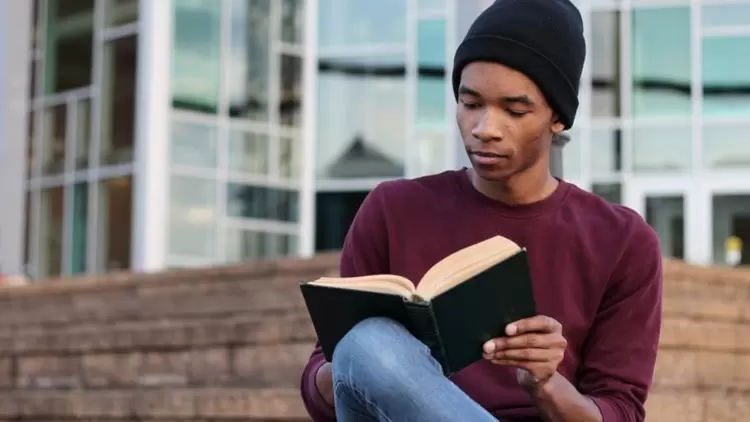  Which of the following book topics sounds like fun?