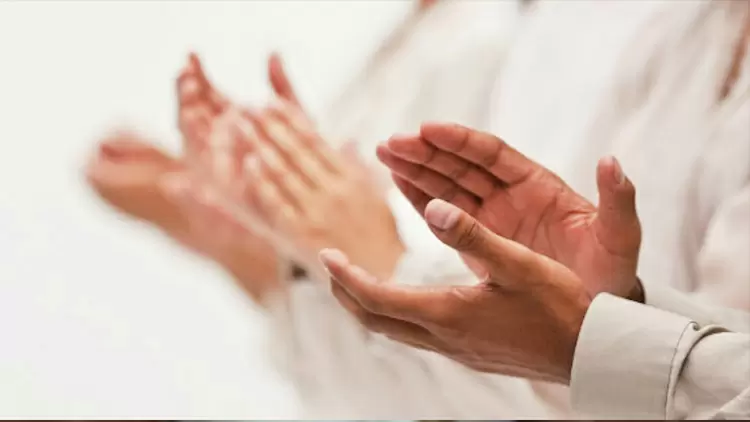 I need a lot of praise or admiration from others.