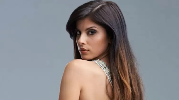 Would you leave her if a possibly more attractive and more interesting woman tried to enter your life?