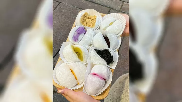 Sticky and Chewy Lovers